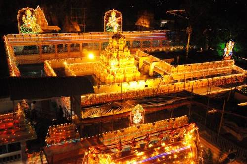 Information About Navarathri Festival on indrakiladri Vijayawada. Indrakeeladrii Navaratri Utsavam Celebrations 2013.